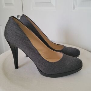 NINE WEST Gray and Black Platform Heels Pumps with Almond Toe